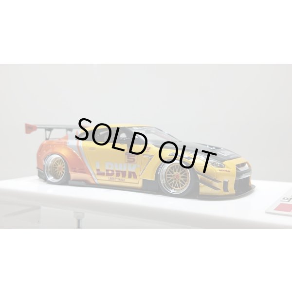 画像4: EIDOLON 1/43 LB WORKS GT-R Type 2 Racing spec Grande Giallo Pearl / Arancio Pearl Limited 35 pcs. (4)