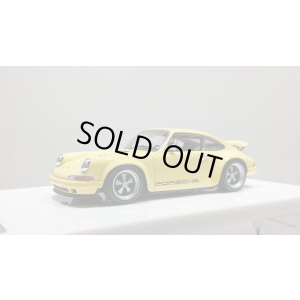 画像1: VISION 1/43 Singer Porsche 911(964) Coupe Cream Yellow "Colorado"  Limited 35 pcs. (1)