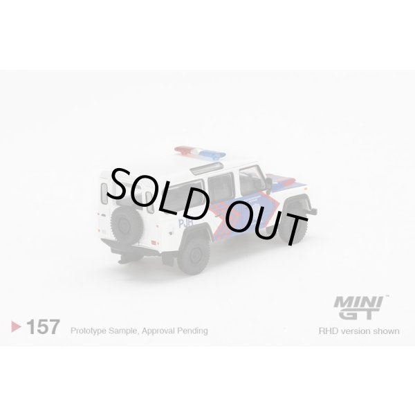 画像3: MINI GT 1/64 Land Rover Defender 110 Korlantas Polri – Indonesian Traffic Police Indonesia Exclusive (3)