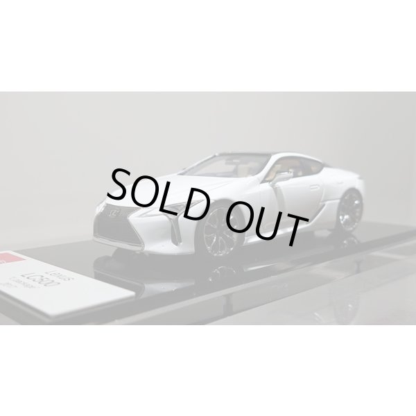 画像9: EIDOLON Lexus LC500 "L Package" 2017 White Nova Glass Flake (Breezy Blue Interior) (9)