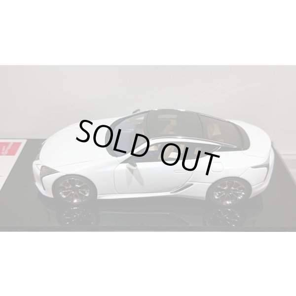 画像7: EIDOLON Lexus LC500 "L Package" 2017 White Nova Glass Flake (Breezy Blue Interior) (7)