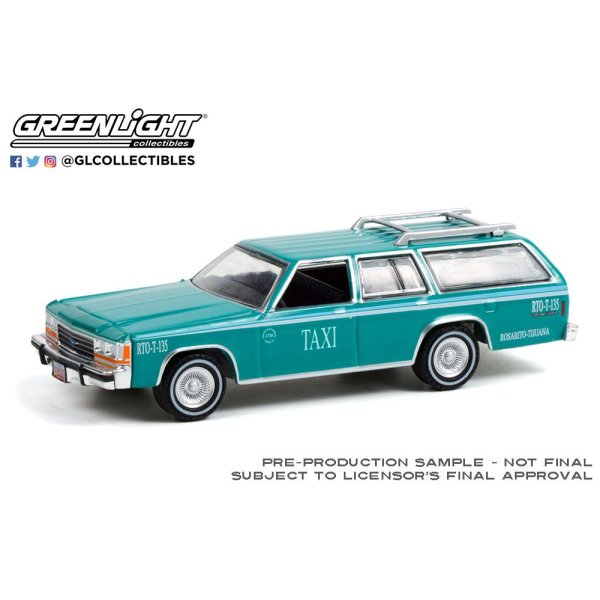 画像2: GREEN LiGHT EXCLUSIVE 1/64 1991 Ford LTD Crown Victoria Wagon Rosarito Baja Taxi Teal with White Stripes (2)