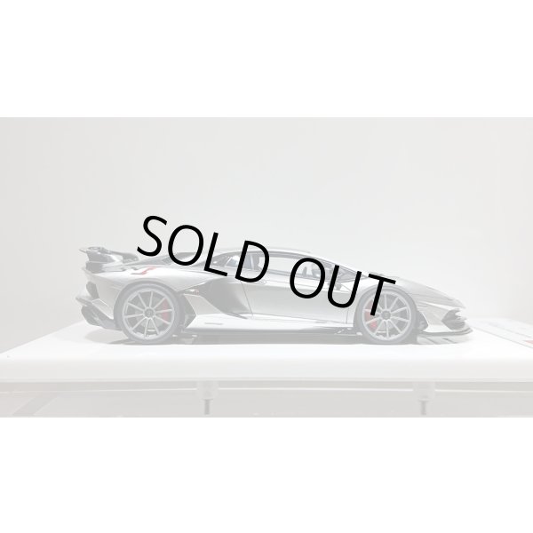 画像5: EIDOLON 1/43 Lamborghini Aventador SVJ 2018 (Nireo wheel) Silver (Style Package) Limited 50 pcs. (5)