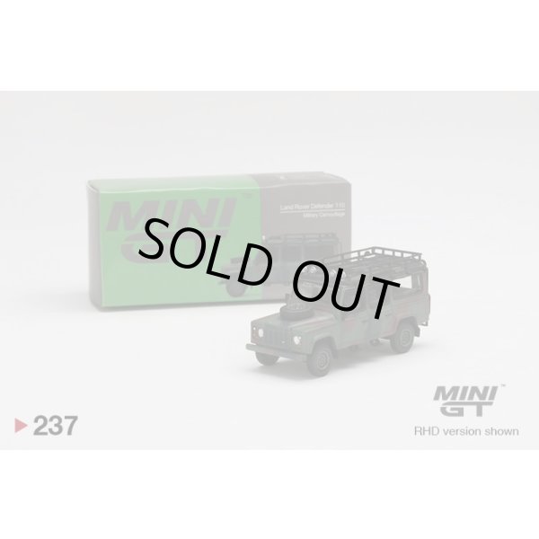 画像1: MINI GT 1/64 Land Rover Defender 110 Military Camouflage (香港限定) (1)