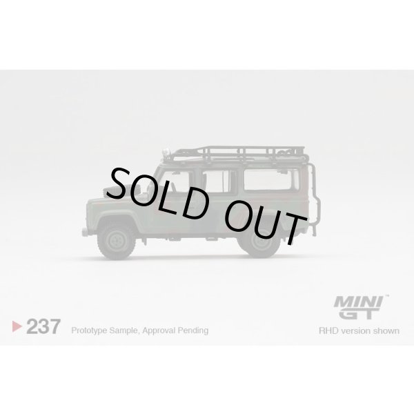 画像4: MINI GT 1/64 Land Rover Defender 110 Military Camouflage (香港限定) (4)