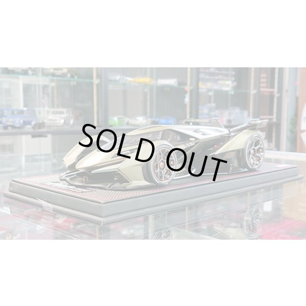 画像1: MR Collection Models 1/18 Lambo V12 Vision Gran Turismo  (1)