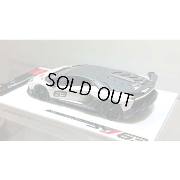 画像12: EIDOLON 1/43 Lamborghini Aventador SVJ 63 2018 Matte Pearl White Limited 100 pcs. (12)