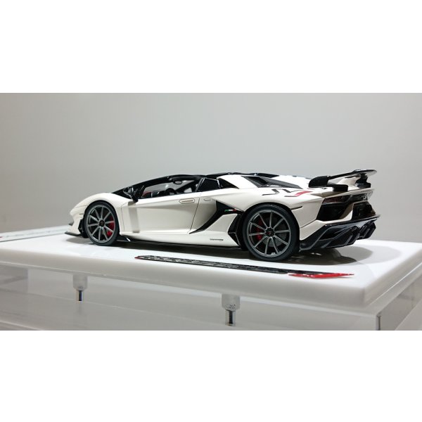 画像3: EODOLON 1/43 Lamborghini Aventador SVJ Roadster 2019 (Nireo wheel) Matte Pearl White Limited 80 pcs. (3)