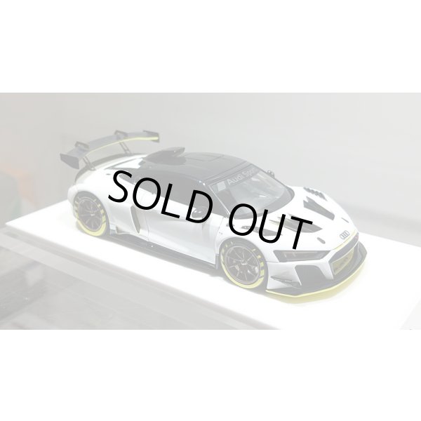 画像11: EIDOLON 1/43 Audi R8 LMS GT2 Goodwood Festival of Speed 2019 (11)