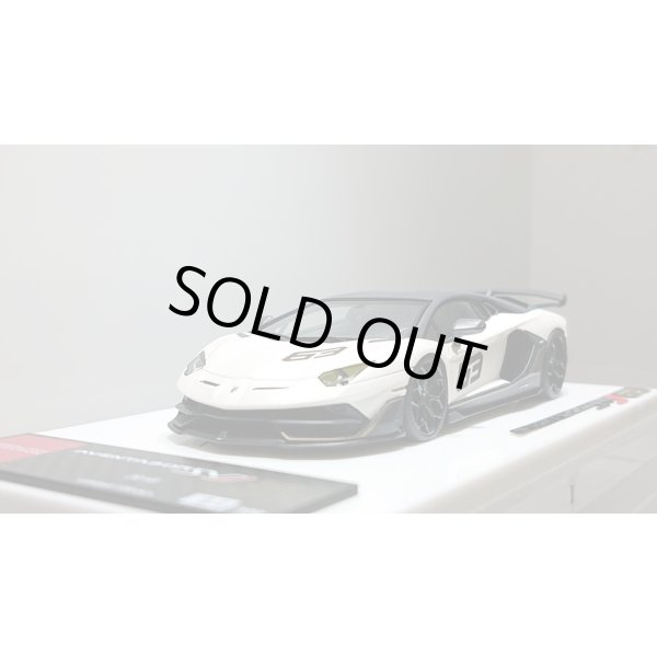 画像9: EIDOLON 1/43 Lamborghini Aventador SVJ 63 2018 Matte Pearl White Limited 100 pcs. (9)