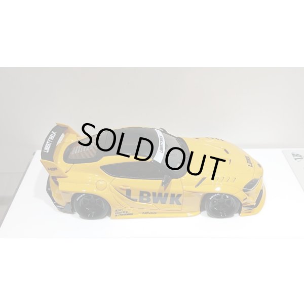 画像8: EIDOLON 1/43 LB WORKS GR Supra 6 spork wheel Lightning Yellow Limited 60 pcs. (8)