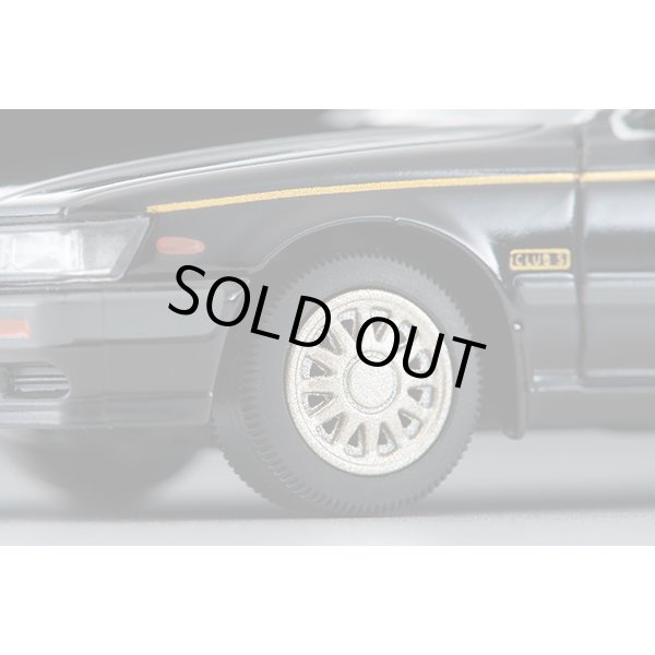 画像8: TOMYTEC 1/64 Limited Vintage NEO Nissan Laurel Medalist Club S (Black) (8)