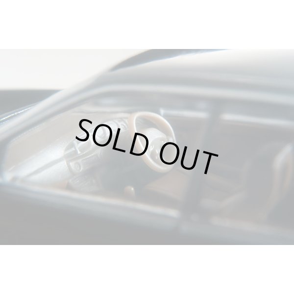 画像10: TOMYTEC 1/64 Limited Vintage NEO Nissan Laurel Medalist Club S (Black) (10)