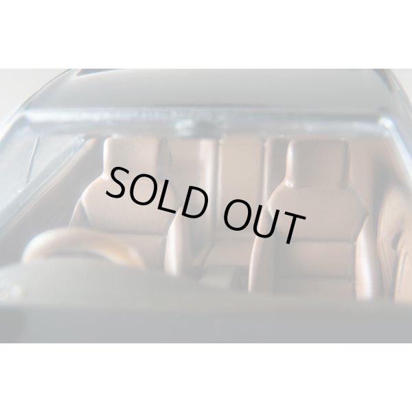 画像9: TOMYTEC 1/64 Limited Vintage NEO Nissan Laurel Medalist Club S (Black) (9)