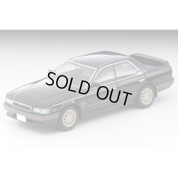 画像2: TOMYTEC 1/64 Limited Vintage NEO Nissan Laurel Medalist Club S (Black) (2)