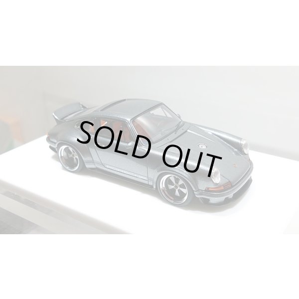 画像11: EIDOLON 1/43 Singer DLS 2018 Slate Gray Metallic Limited 35 pcs. (11)