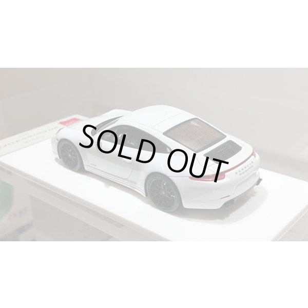 画像12: EIDOLON 1/43 Porsche 911 (991) Carrera 4 GTS 2014 Carrara White Metallic (12)