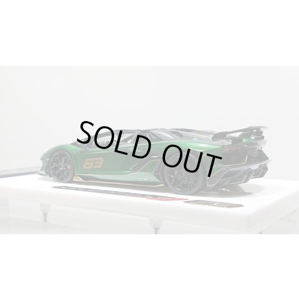 画像3: EIDOLON 1/43 Lamborghini Aventador SVJ 63 Roadster 2019 Metallic Green Limited 63 pcs. (3)