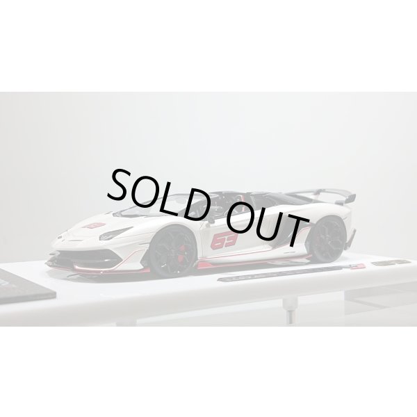 画像1: EIDOLON 1/43 Lamborghini Aventador SVJ 63 Roadster 2019 Pearl White Limited 63 pcs. (1)