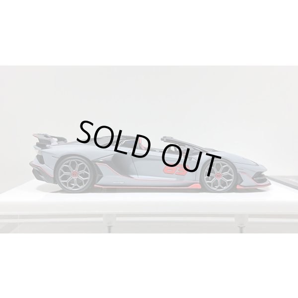 画像6: EIDOLON 1/43 Lamborghini Aventador SVJ 63 Roadster 2019 Matte Gray Limited 100 pcs. (6)