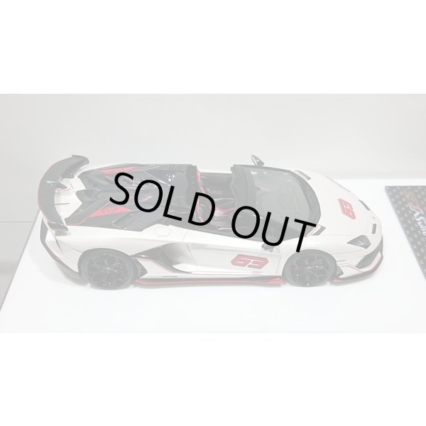 画像8: EIDOLON 1/43 Lamborghini Aventador SVJ 63 Roadster 2019 Pearl White Limited 63 pcs. (8)