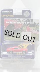 画像: GREEN LiGHT EXCLUSIVE 1/64 Goodyear Vintage Ad Cars - 1968 Ford Mustang - Wide Boots "Wide Boots GT"