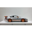 画像6: EIDOLON 1/43 Porsche 911 (997) GT3 RS 2007 Arctic Silver / Orange Livery Limited 50 pcs. (6)