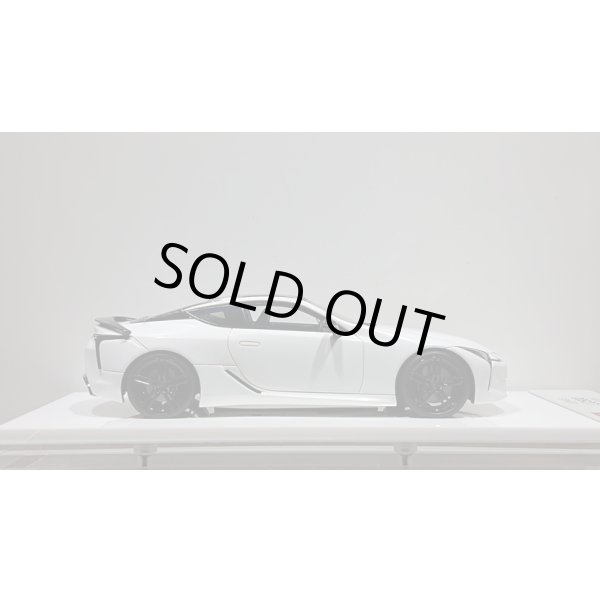 画像6: EIDOLON 1/43 LEXUS LC500 "AVIATION" 2020 White Nova Glass Flakes (6)
