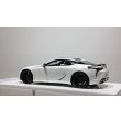 画像3: EIDOLON 1/43 LEXUS LC500 "AVIATION" 2020 White Nova Glass Flakes (3)
