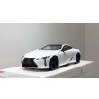 画像9: EIDOLON 1/43 LEXUS LC500 "AVIATION" 2020 White Nova Glass Flakes (9)