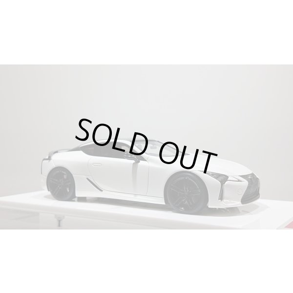 画像5: EIDOLON 1/43 LEXUS LC500 "AVIATION" 2020 White Nova Glass Flakes (5)