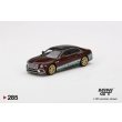 画像1: MINI GT 1/64 Bentley Flying Spur "The Reindeer Eight" (LHD) China Exclusive (1)