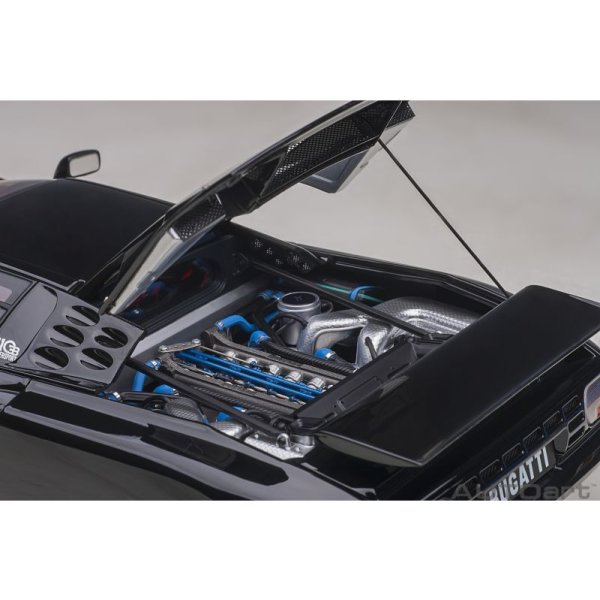 画像12: AUTOart 1/18 Bugatti EB110 SS (Nero Vernice) (12)