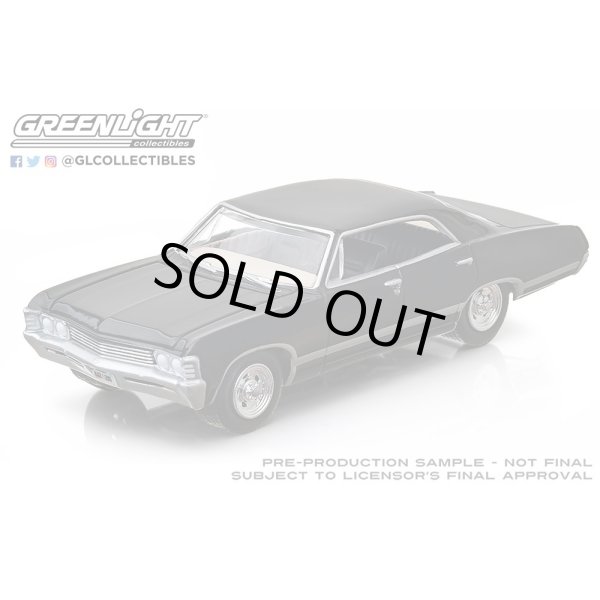 画像2: GREEN LiGHT EXCLUSIVE 1/64 1967 Chevrolet Impala Sport Sedan - Tuxing Black (2)