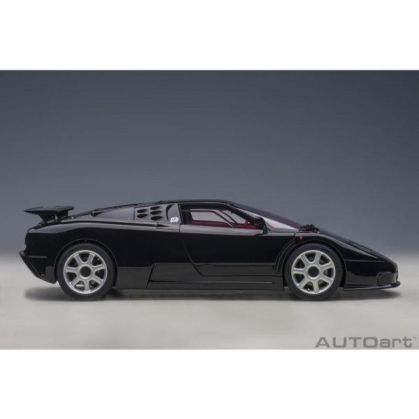 画像4: AUTOart 1/18 Bugatti EB110 SS (Nero Vernice) (4)