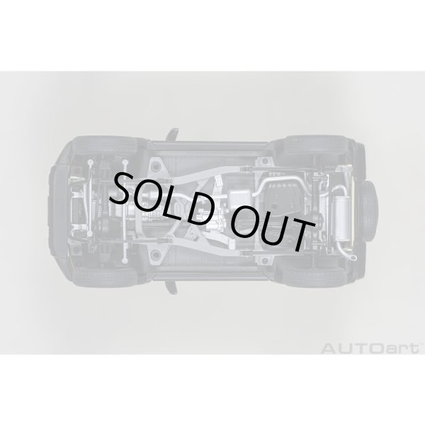 画像8: AUTOart 1/18 Suzuki Jimny Sierra (JB74) (Chiffon Ivory Metallic with Black roof) (8)