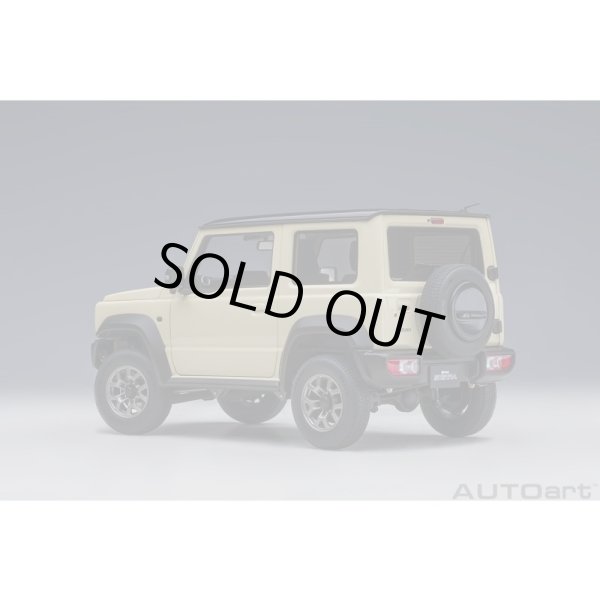 画像2: AUTOart 1/18 Suzuki Jimny Sierra (JB74) (Chiffon Ivory Metallic with Black roof) (2)