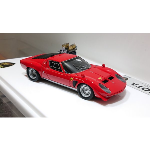 画像4: EIDOLON COLLECTION 1/43 Lamborghini Jota with V12 Engine 1970 Limited 70 pcs. (4)