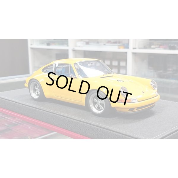 画像7: IDEA 1/18 Singer 911 (964) Coupe Yellow (Yellow Stripe) Limited 80 pcs. (7)