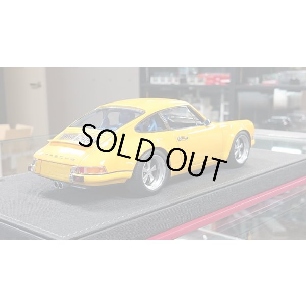 画像5: IDEA 1/18 Singer 911 (964) Coupe Yellow (Yellow Stripe) Limited 80 pcs. (5)