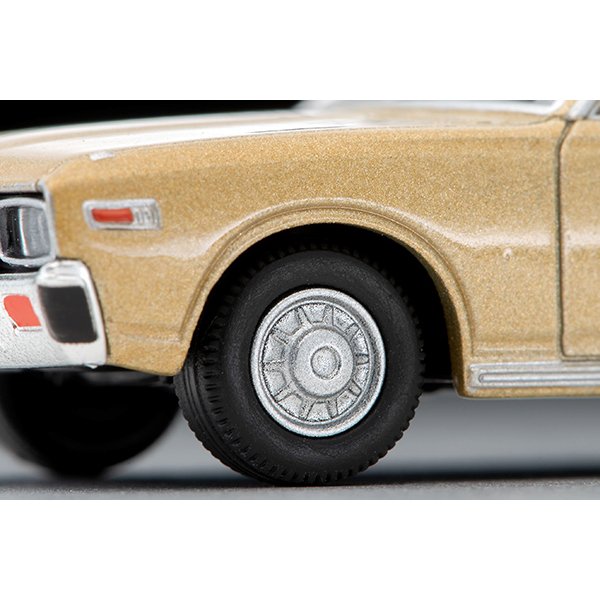 画像7: TOMYTEC 1/64 Limited Vintage NEO Nissan Gloria 2 Door HT 2000SGL-E (Beige) '78 (7)