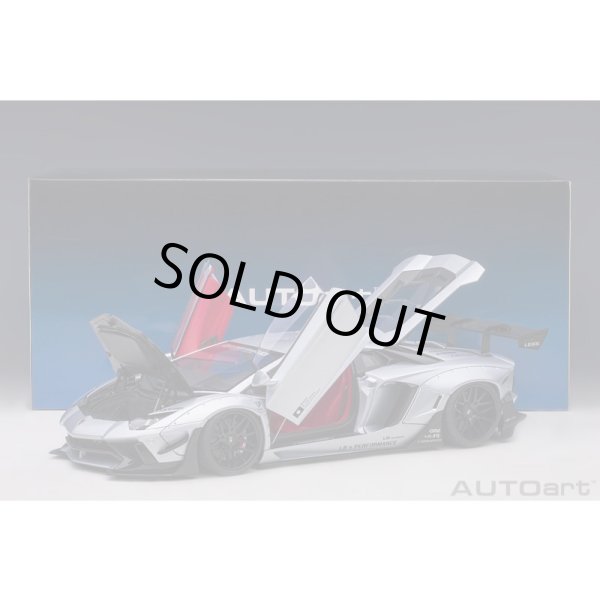 画像15: AUTOart 1/18 Liberty Walk LB-WORKS Lamborghini Aventador Limited Edition (Matte Metallic Silver) (15)