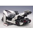 画像16: AUTOart 1/18 Koenigsegg Regera (Arctic White/Carbon with Red accents) (16)
