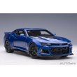 画像15: AUTOart 1/18 Chevrolet Camaro ZL1 2017 (Hyper Blue Metallic) (15)