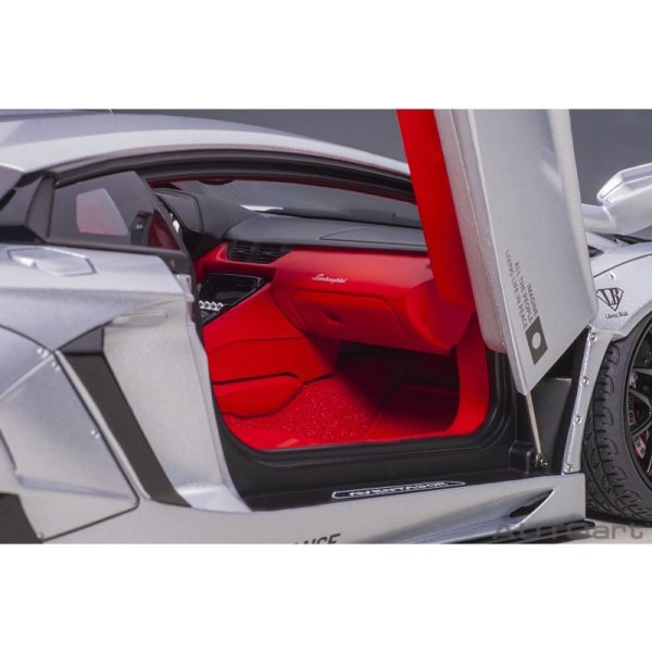 画像9: AUTOart 1/18 Liberty Walk LB-WORKS Lamborghini Aventador Limited Edition (Matte Metallic Silver) (9)