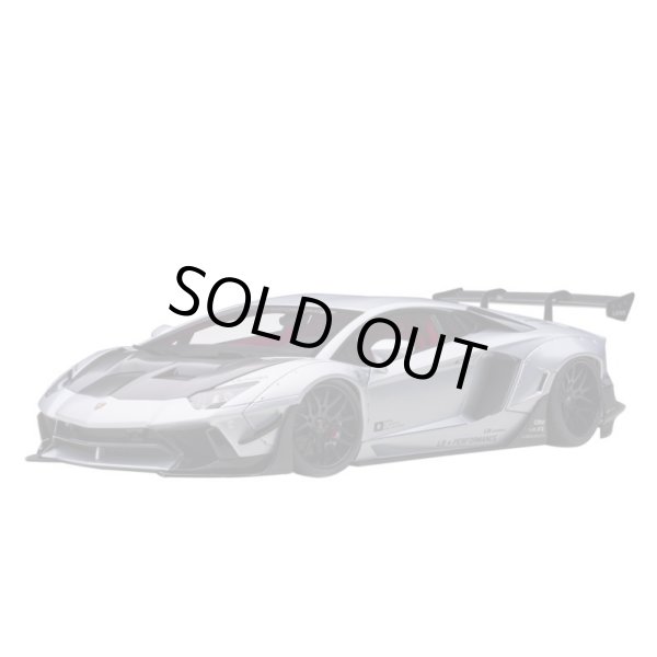 画像1: AUTOart 1/18 Liberty Walk LB-WORKS Lamborghini Aventador Limited Edition (Matte Metallic Silver) (1)