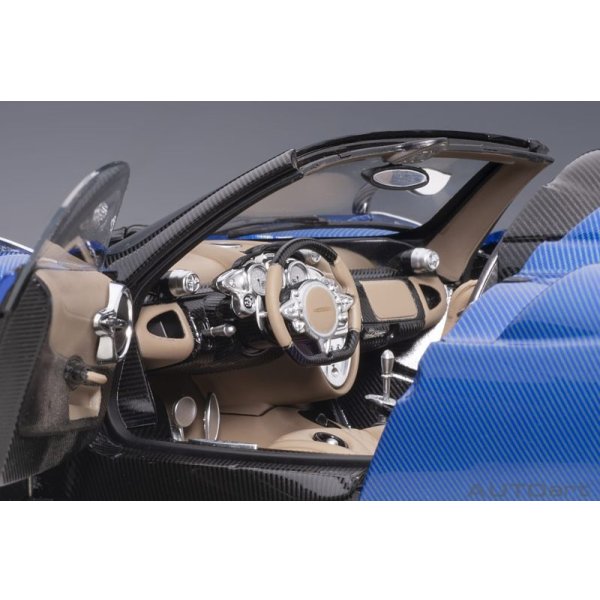 画像10: AUTOart 1/18 Pagani Huayra Roadster (Blue Carbon) (10)