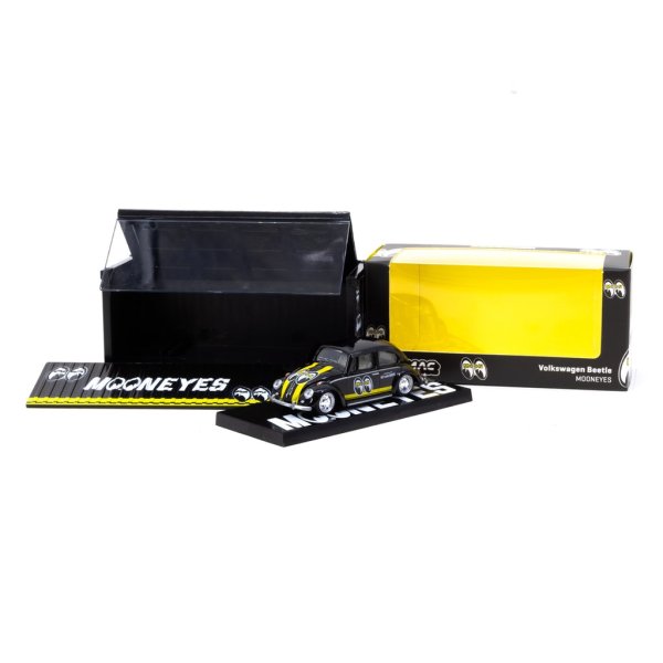 画像4: Tarmac Works 1/64 Volkswagen Beetle Mooneyes with Container (4)