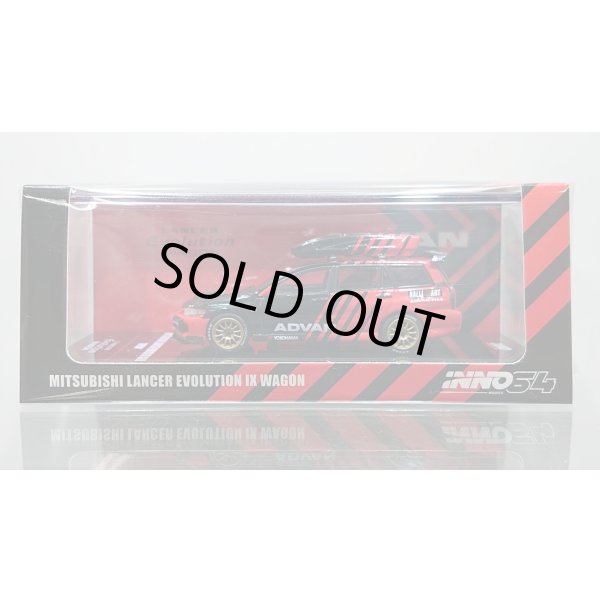 画像1: INNO Models 1/64 Mitsubishi Lancer Evolution IX Wagon "ADVAN" Livery With RaceCar Interior with Roof Box (1)