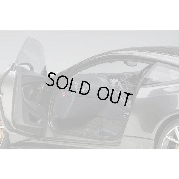 画像9: AUTOart 1/18 Aston Martin DBS Superleggera (Magnetic Silver) (9)